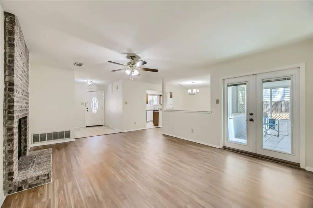 9111 Marsh Drive Austin, TX 78748