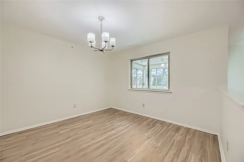 9111 Marsh Drive Austin, TX 78748