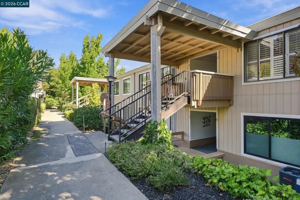 1132 Running Springs Rd #7 Walnut Creek, CA 94595