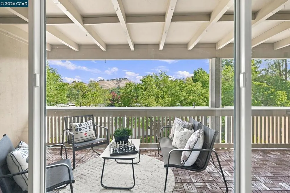 1132 Running Springs Rd #7 Walnut Creek, CA 94595