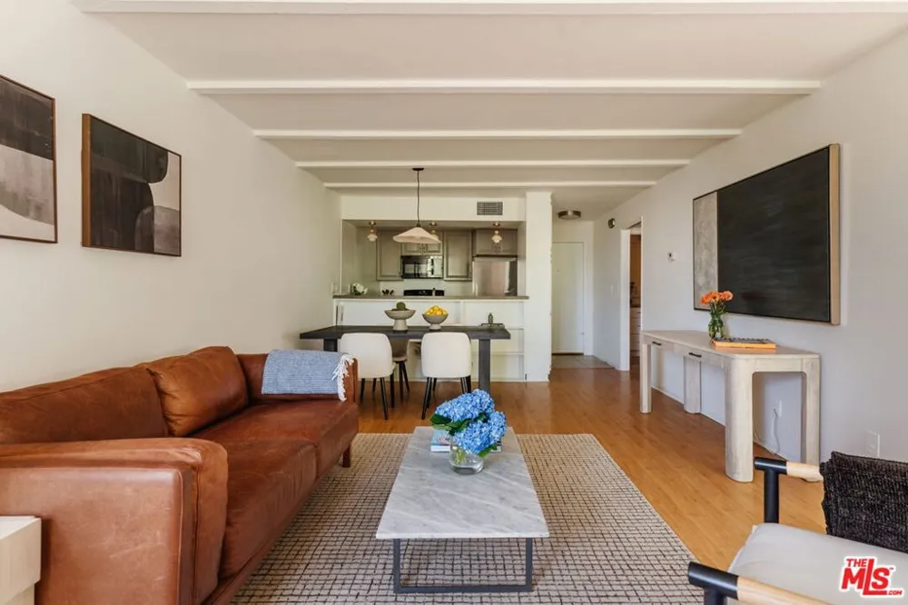 750 Kings Road #315 Los Angeles, CA 90069