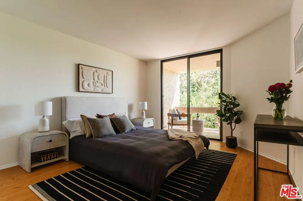 750 Kings Road #315 Los Angeles, CA 90069