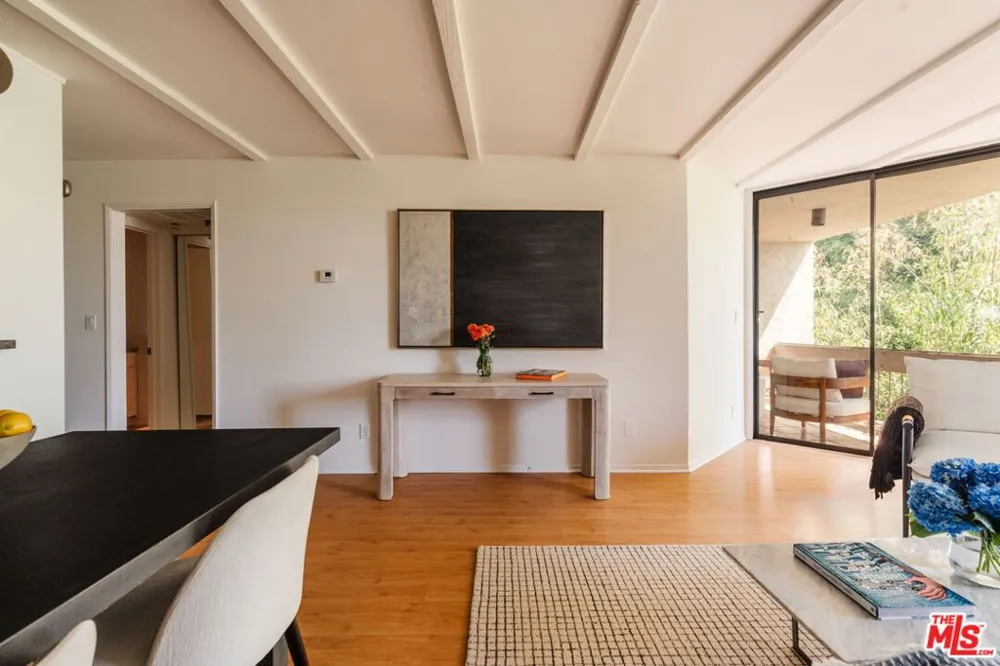 750 Kings Road #315 Los Angeles, CA 90069