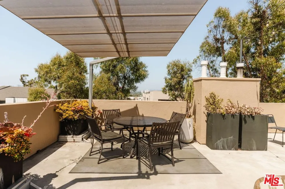 750 Kings Road #315 Los Angeles, CA 90069