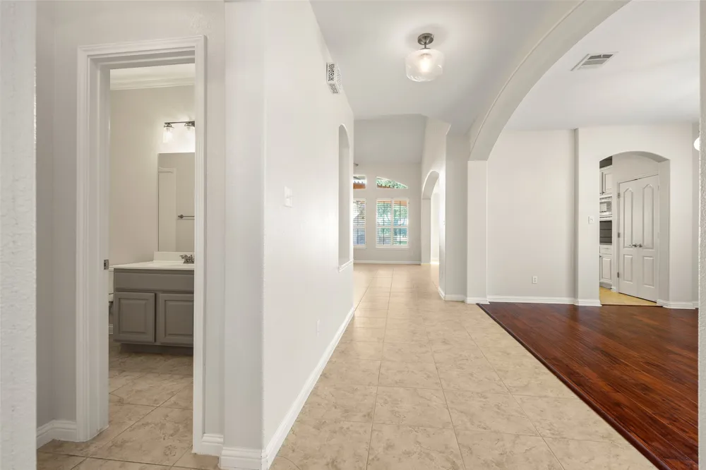 715 Wood Mesa Court Round Rock, TX 78665