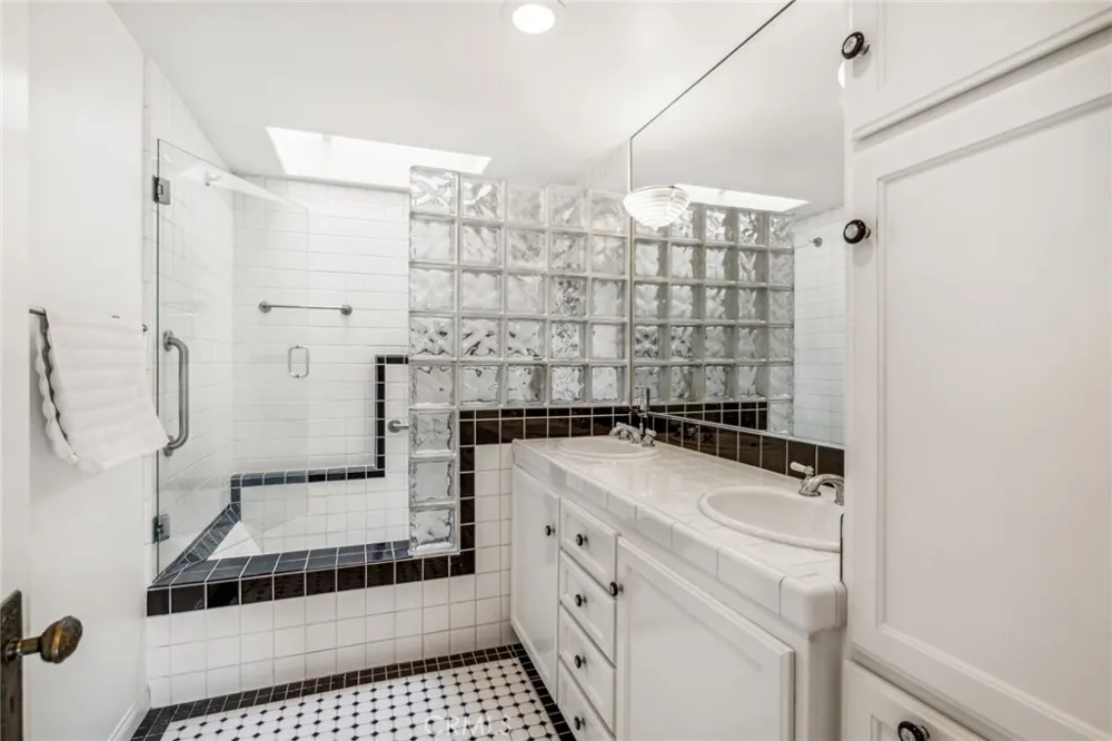 227 Ledroit Street Laguna Beach, CA 92651