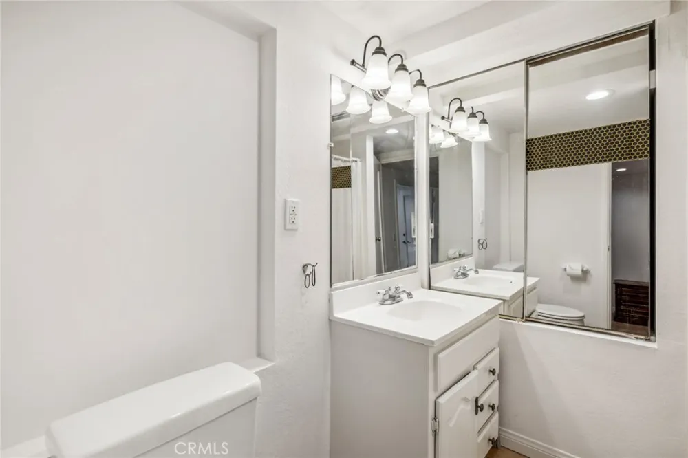 227 Ledroit Street Laguna Beach, CA 92651