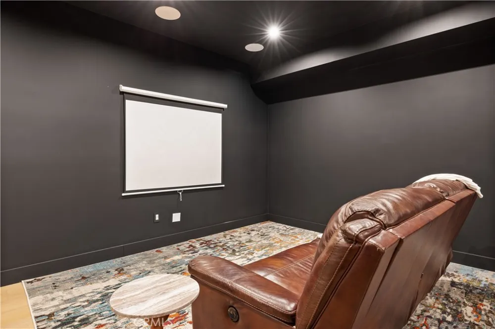 1565 Via Leon Palos Verdes Estates, CA 90274