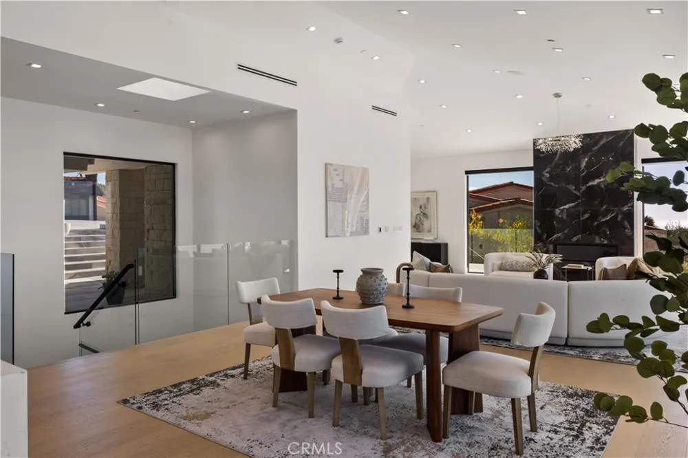 1565 Via Leon Palos Verdes Estates, CA 90274