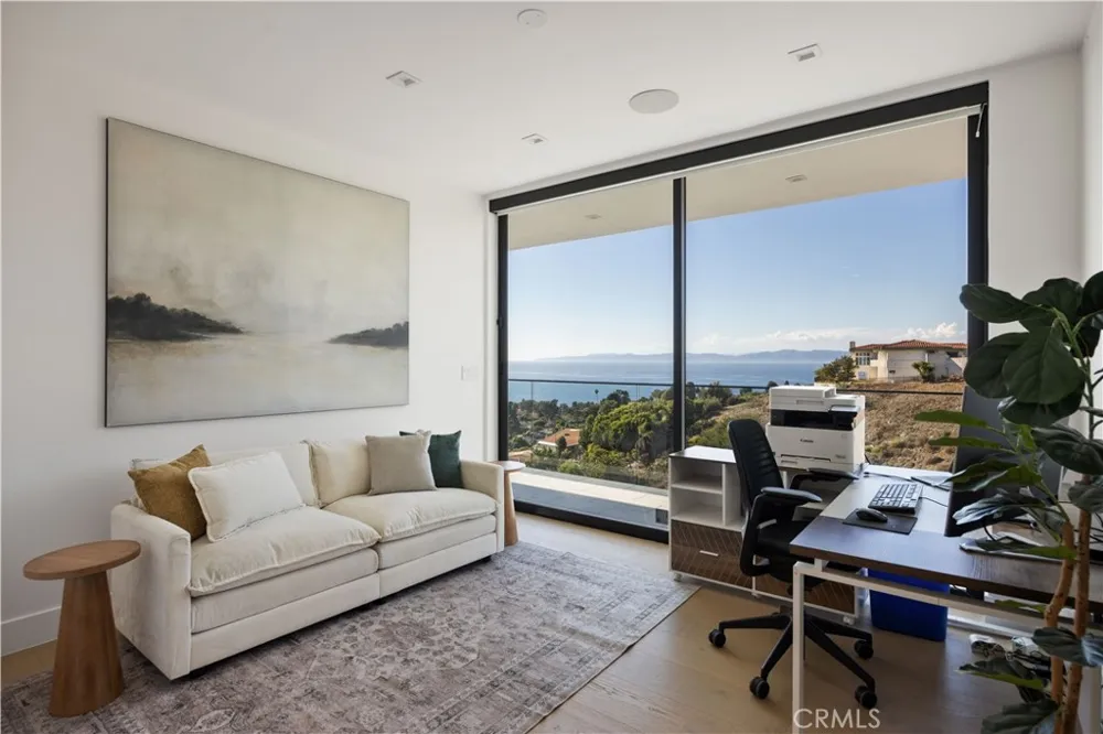 1565 Via Leon Palos Verdes Estates, CA 90274