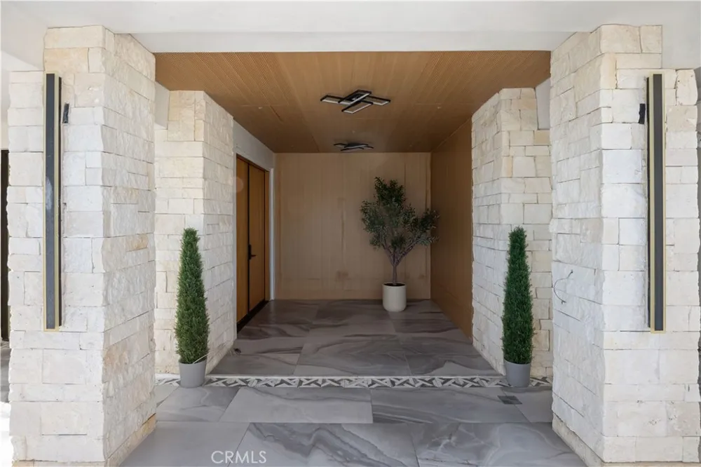 1565 Via Leon Palos Verdes Estates, CA 90274