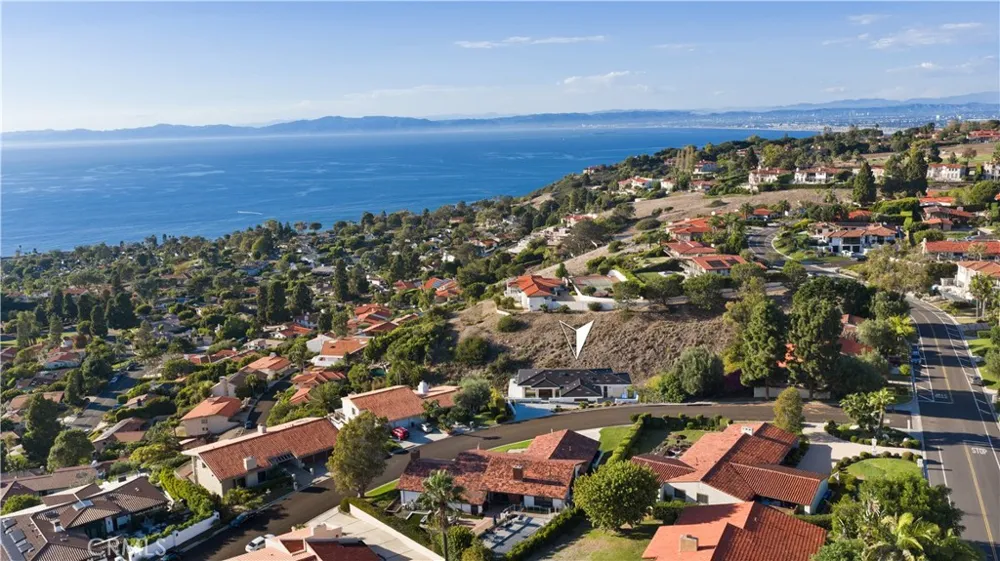 1565 Via Leon Palos Verdes Estates, CA 90274