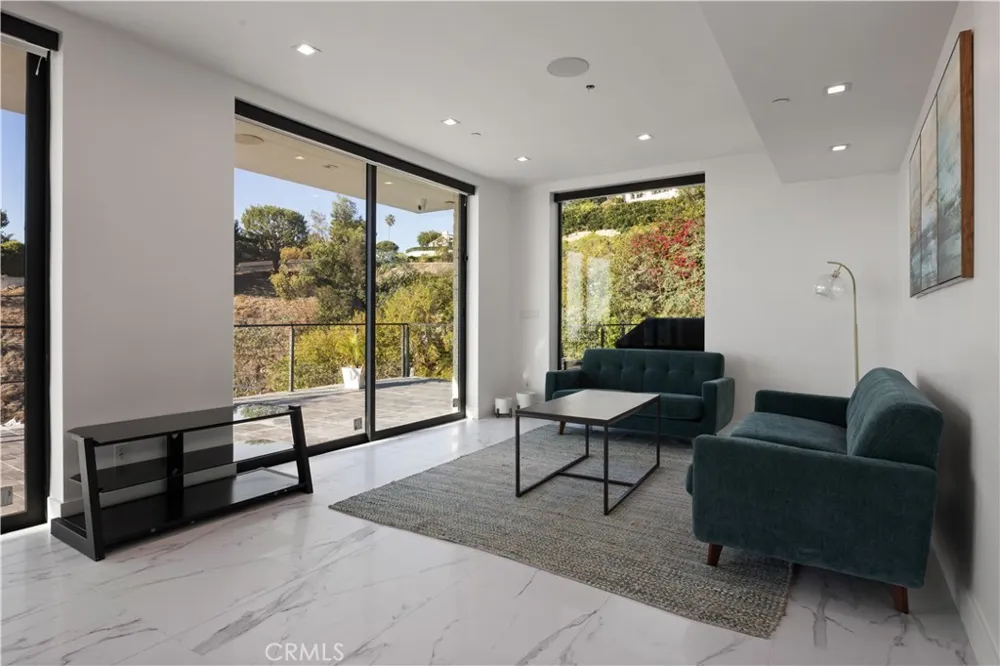 1565 Via Leon Palos Verdes Estates, CA 90274