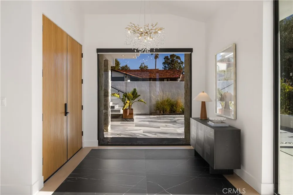 1565 Via Leon Palos Verdes Estates, CA 90274