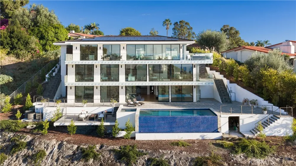 1565 Via Leon Palos Verdes Estates, CA 90274