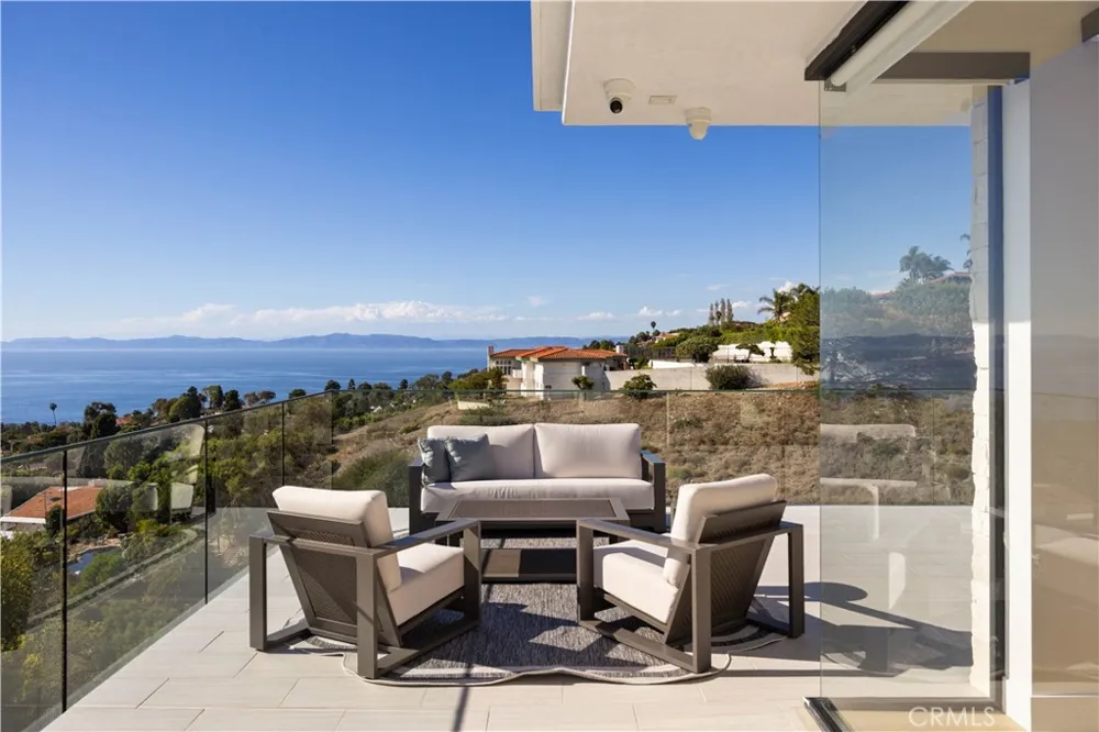 1565 Via Leon Palos Verdes Estates, CA 90274