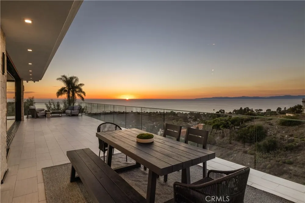 1565 Via Leon Palos Verdes Estates, CA 90274