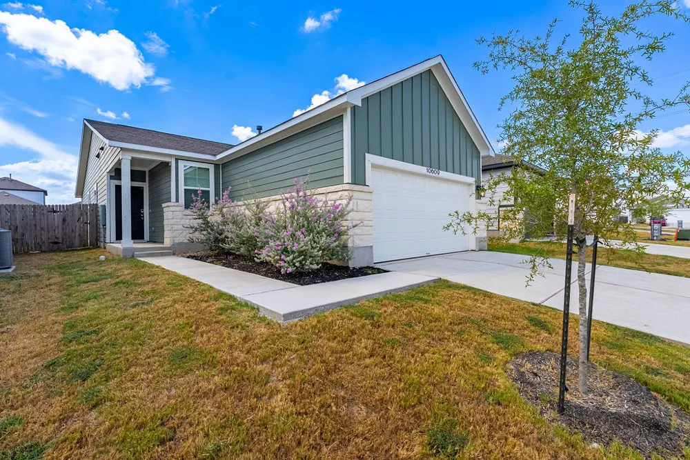 10609 Best Bet Way Buda, TX 78610