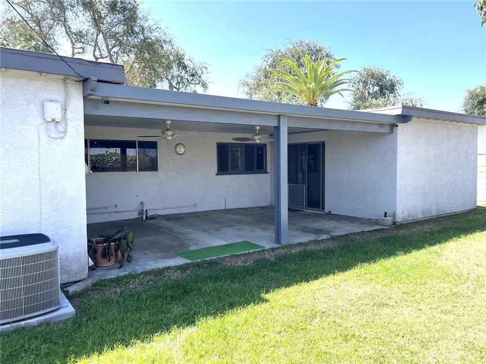 1879 Carol Drive Fullerton, CA 92833