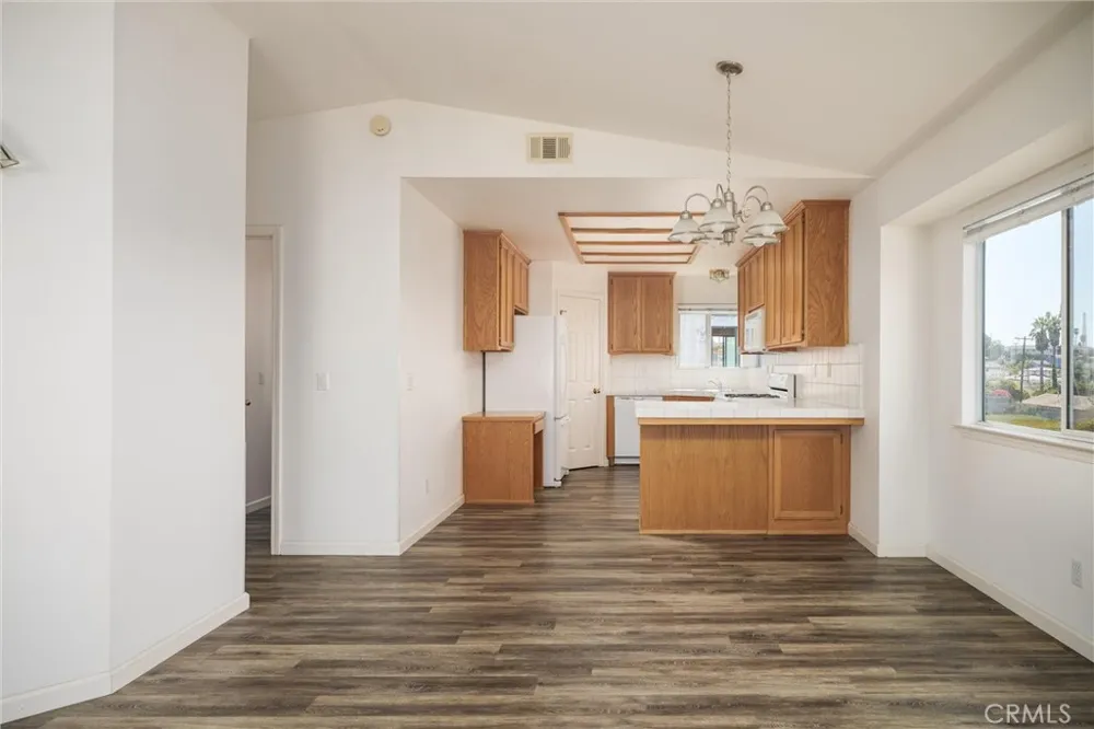 580 Avalon Street Morro Bay, CA 93442