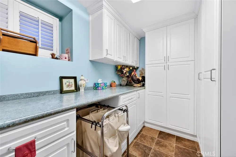 2896 Terry Rd Laguna Beach, CA 92651