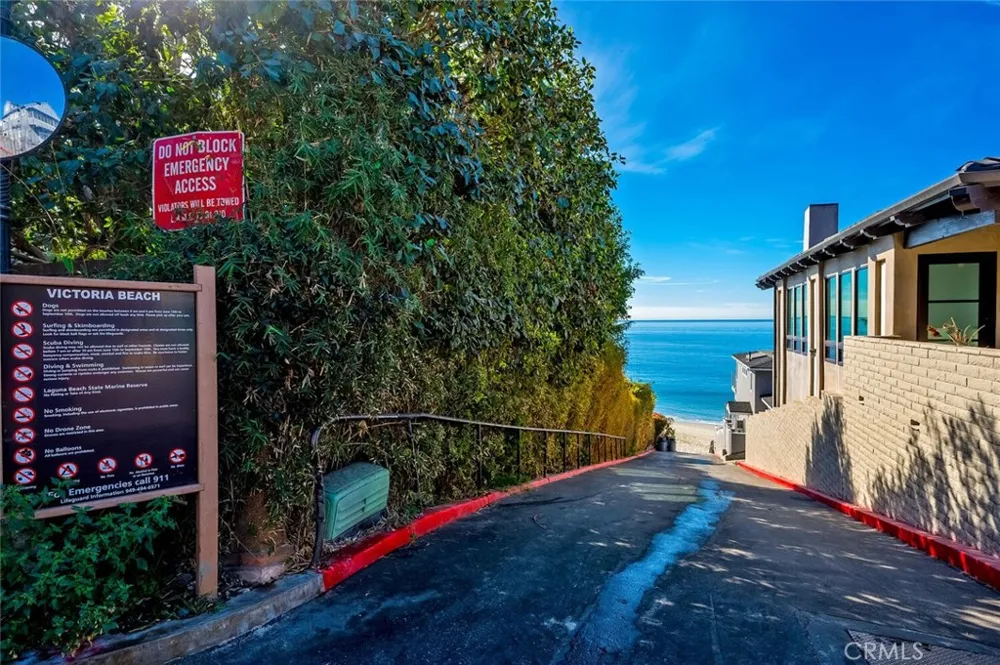 2896 Terry Rd Laguna Beach, CA 92651