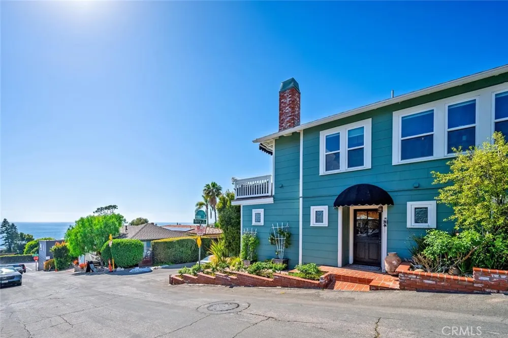 2896 Terry Rd Laguna Beach, CA 92651