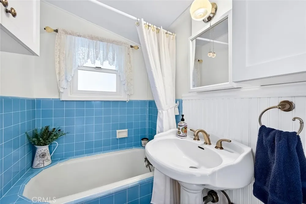 2896 Terry Rd Laguna Beach, CA 92651
