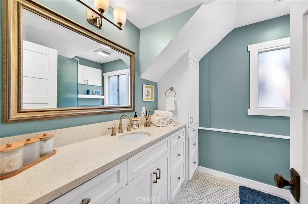 2896 Terry Rd Laguna Beach, CA 92651