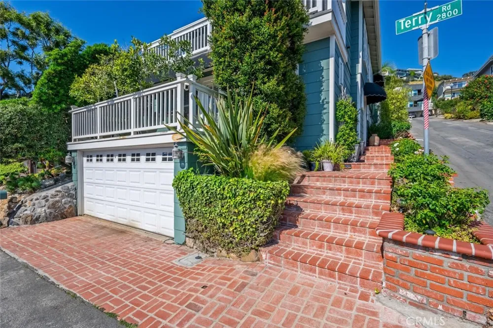 2896 Terry Rd Laguna Beach, CA 92651