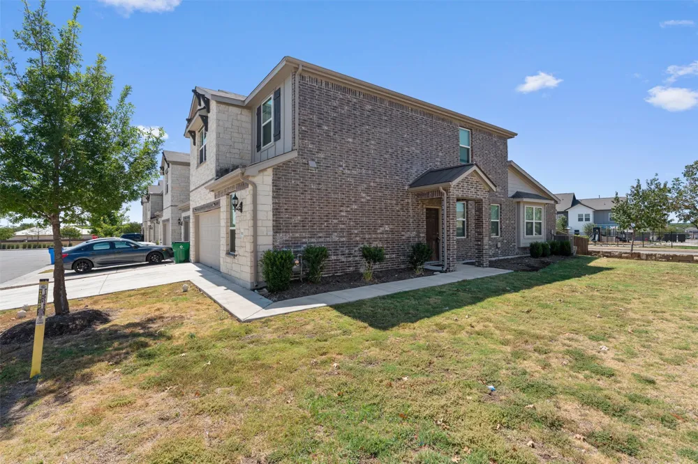 501 Silkworm Way Pflugerville, TX 78660