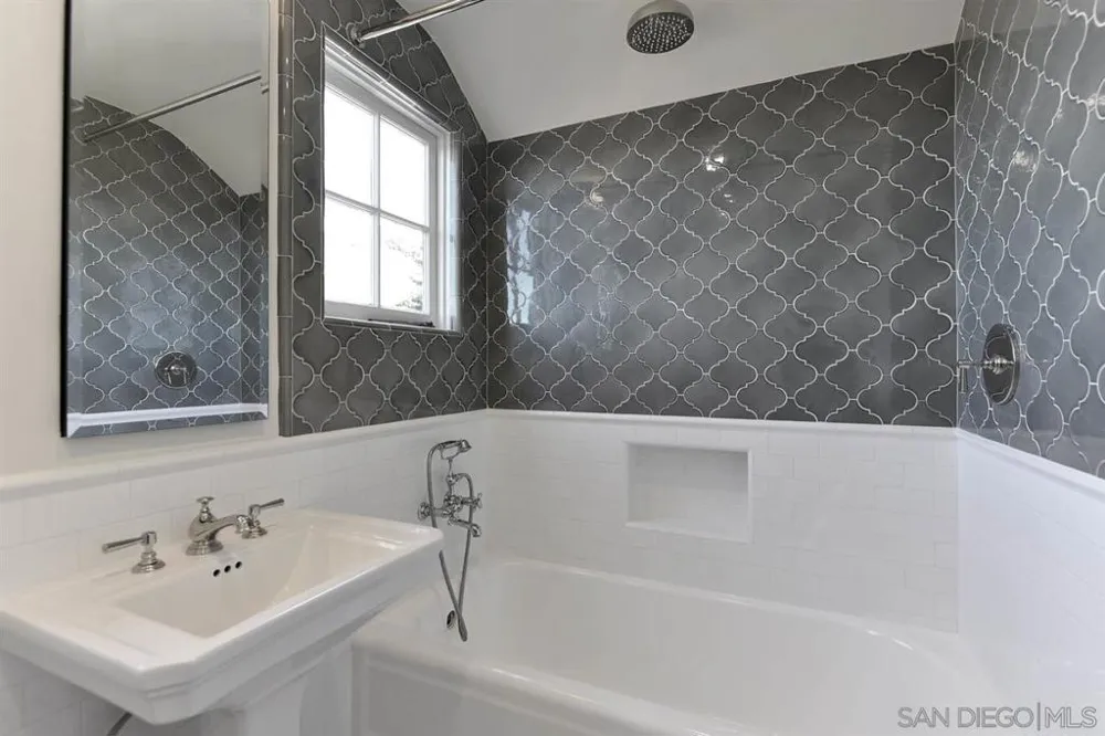 6028 Folsom La Jolla, CA 92037