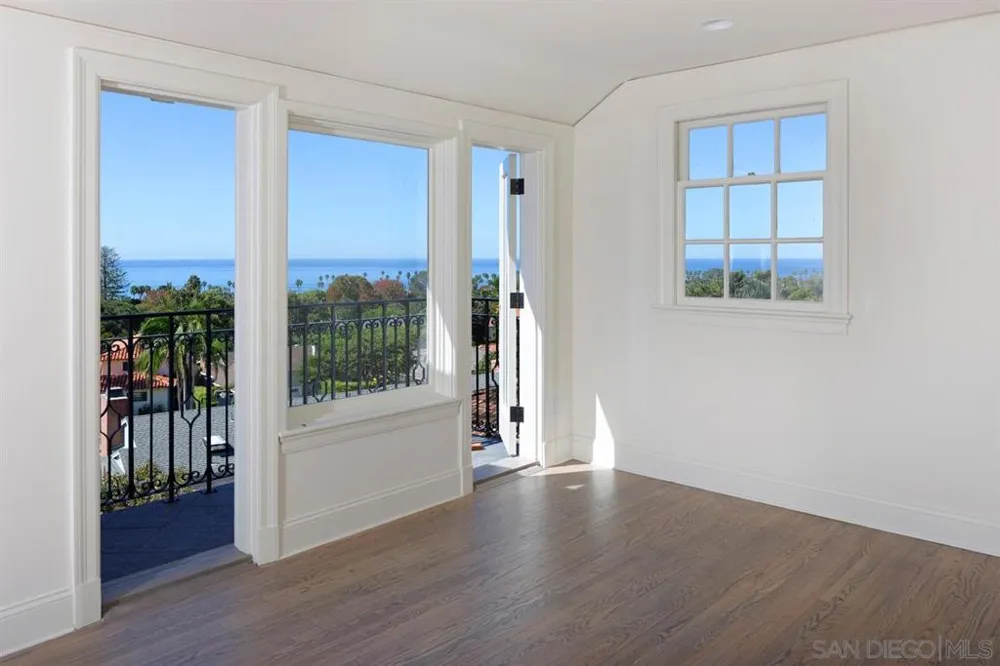 6028 Folsom La Jolla, CA 92037