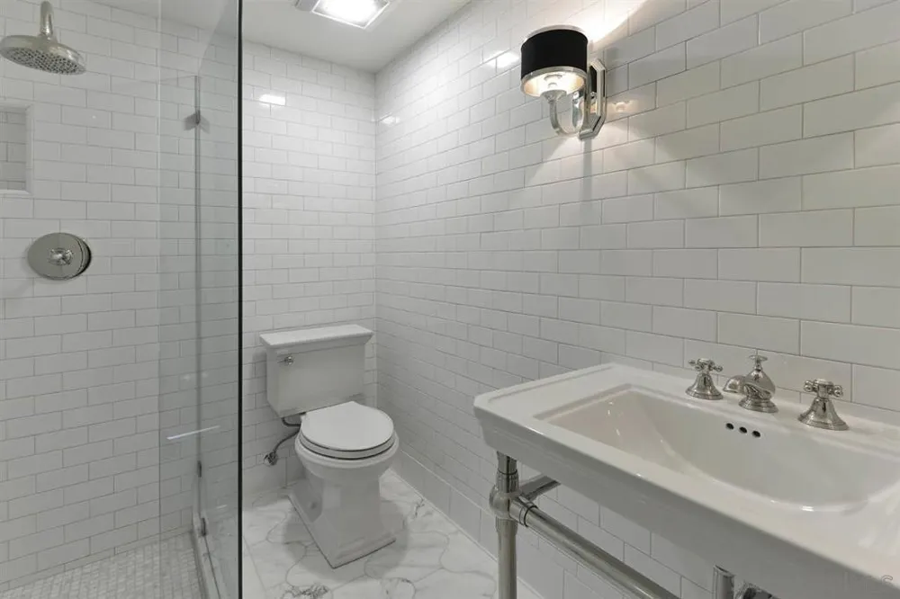 6028 Folsom La Jolla, CA 92037