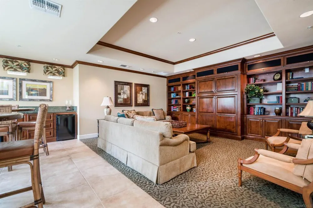 10910 Serafina Ln #54 San Diego, CA 92128