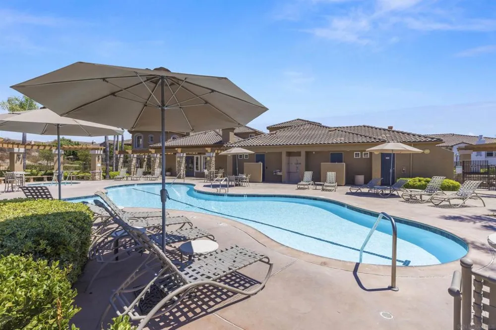 10910 Serafina Ln #54 San Diego, CA 92128