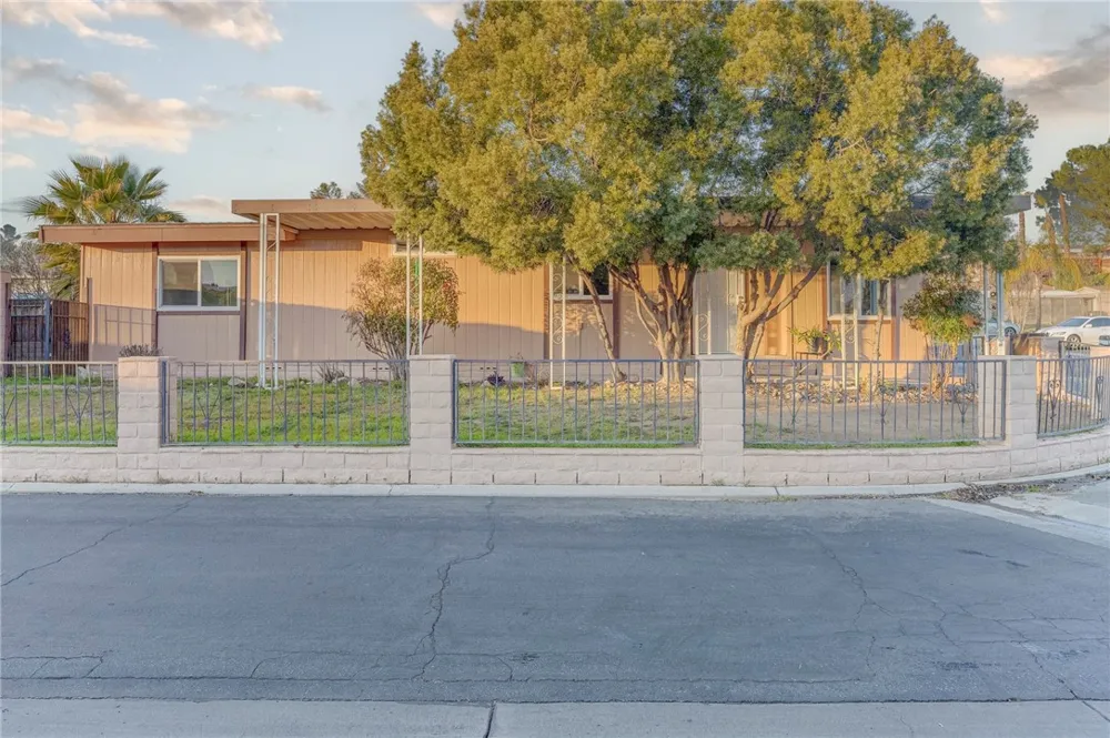8536 Kern Canyon Road #184 Bakersfield, CA 93306