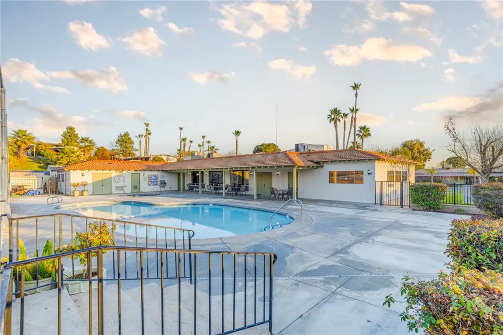 8536 Kern Canyon Road #184 Bakersfield, CA 93306