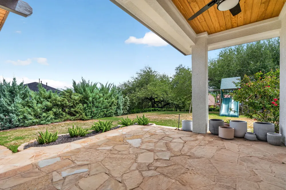 402 Aria Drive Austin, TX 78738