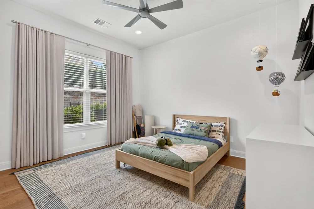 402 Aria Drive Austin, TX 78738