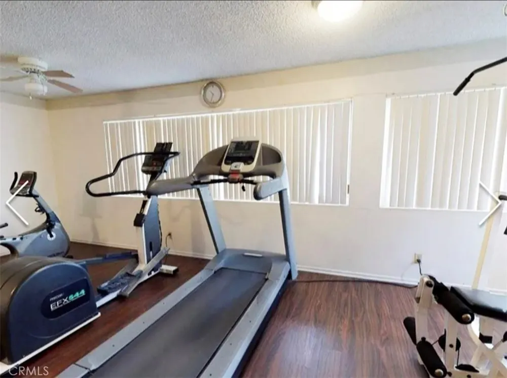 209 S Prospect Avenue #105 Redondo Beach, CA 90277
