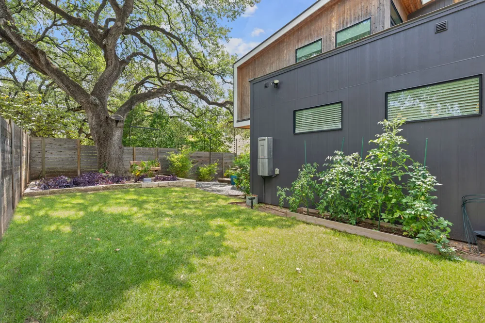1605 Chelsea Lane Austin, TX 78704
