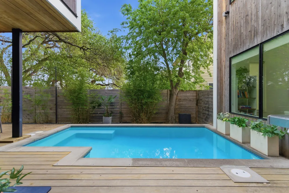 1605 Chelsea Lane Austin, TX 78704