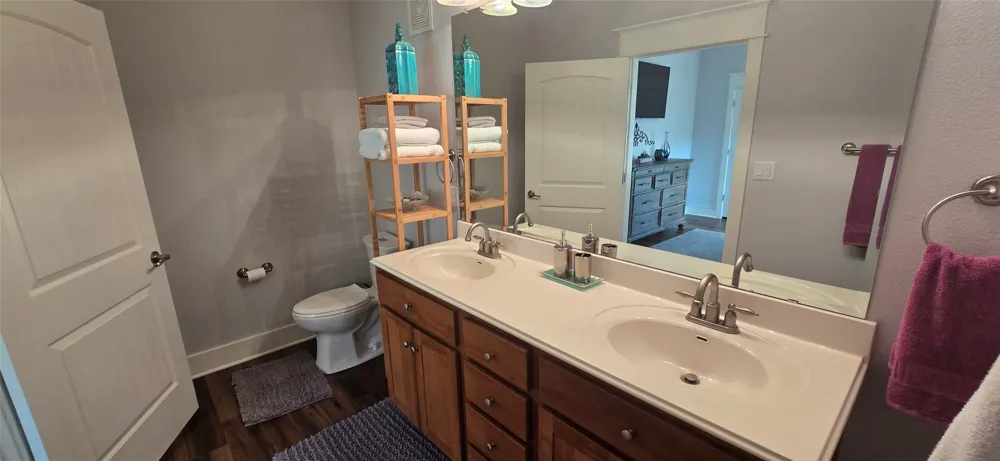 17808 Maritime Point #2nd Floor Jonestown, TX 78645