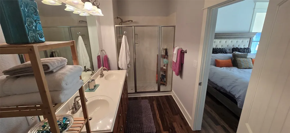 17808 Maritime Point #2nd Floor Jonestown, TX 78645