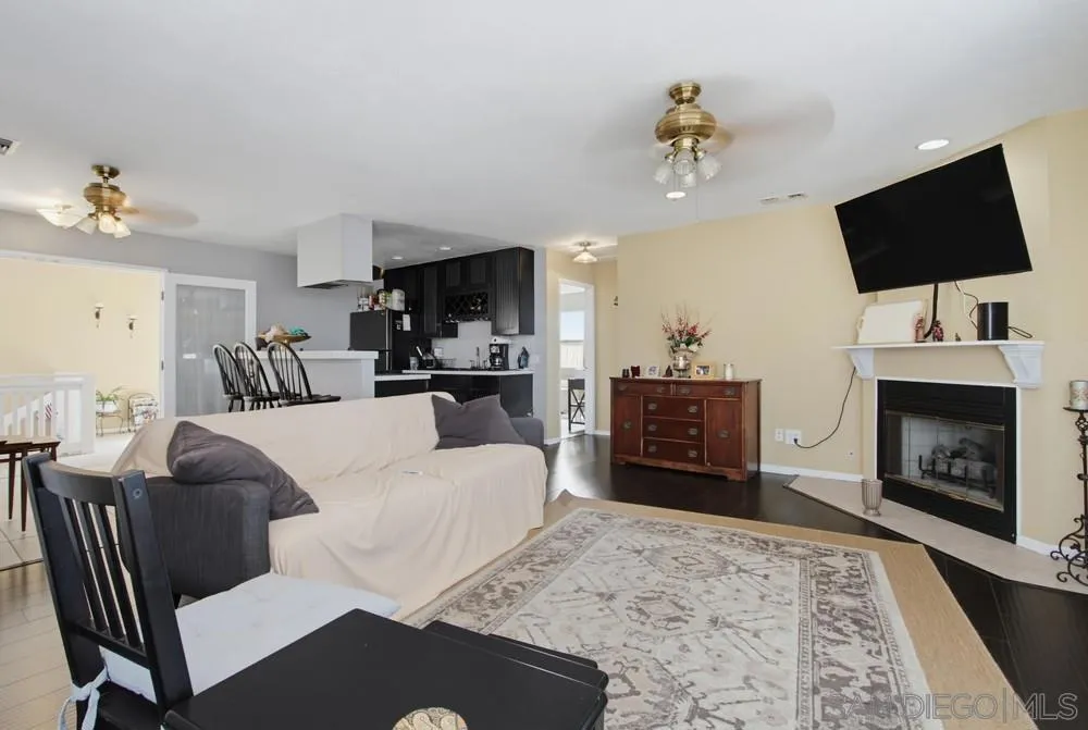409 S Freeman St. Oceanside, CA 92054