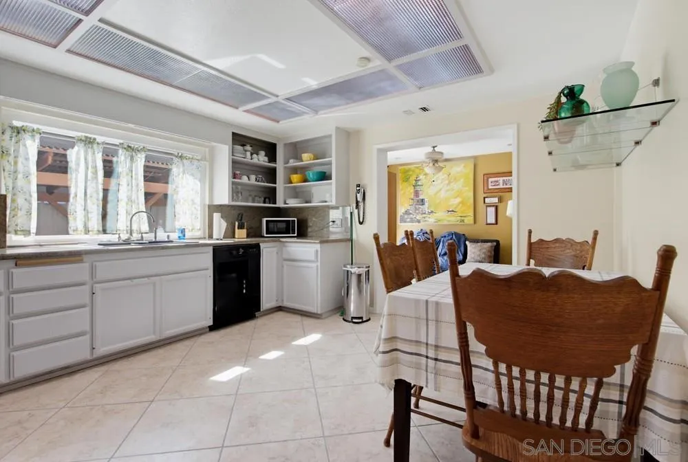 409 S Freeman St. Oceanside, CA 92054