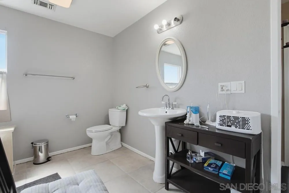 409 S Freeman St. Oceanside, CA 92054