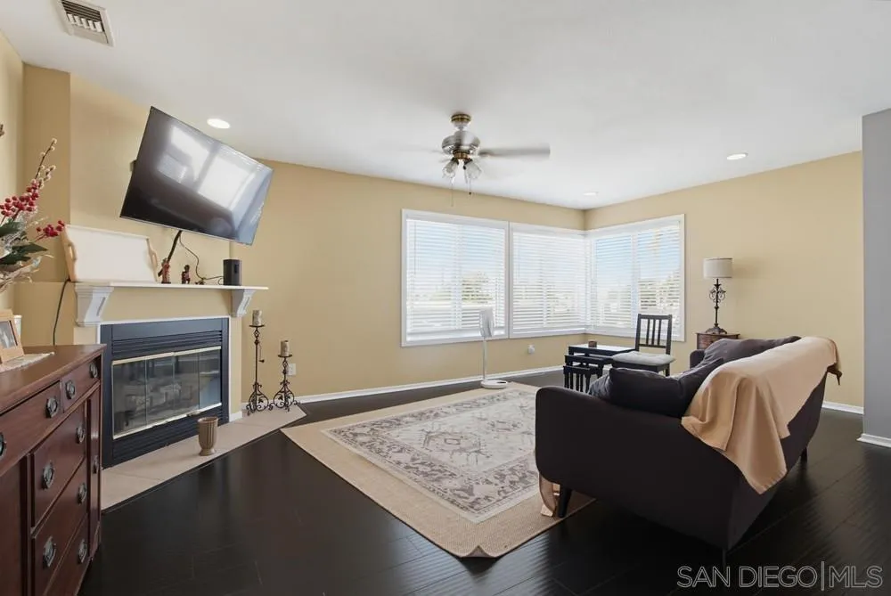 409 S Freeman St. Oceanside, CA 92054