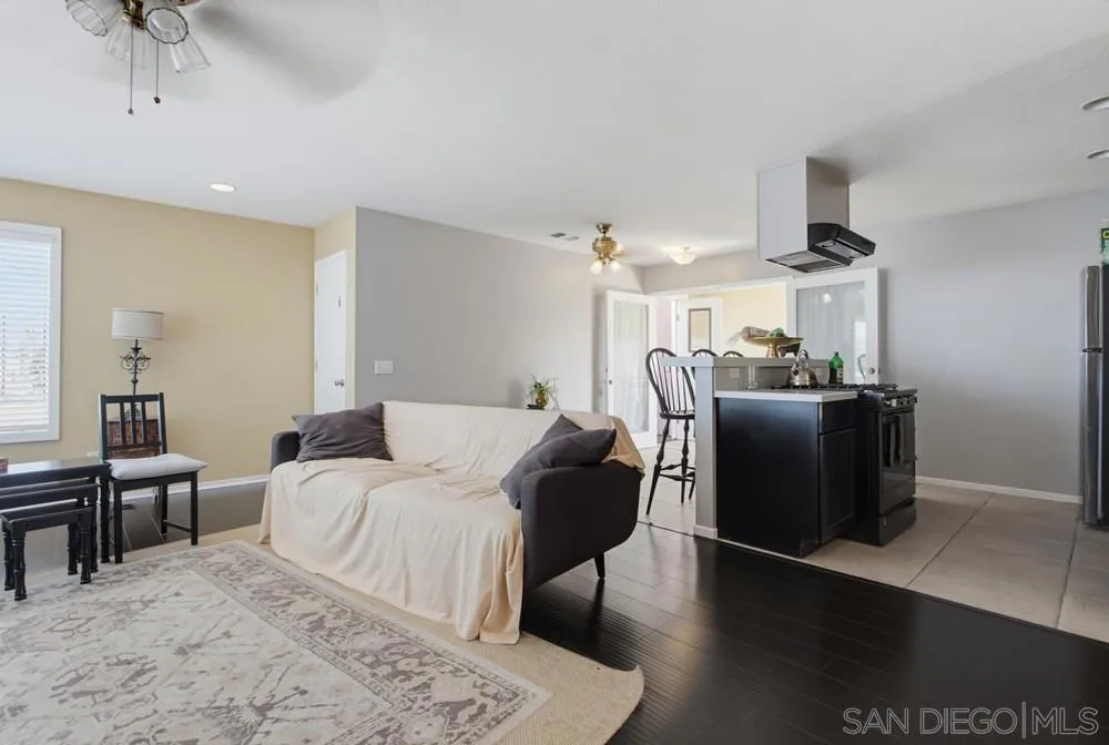 409 S Freeman St. Oceanside, CA 92054